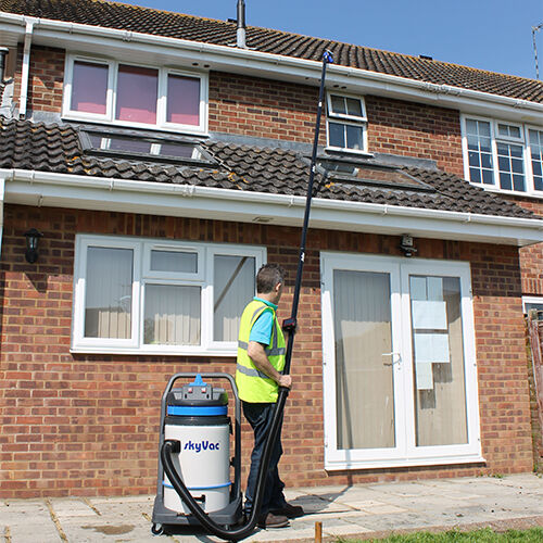 Kerrick SKYVAC INDUSTRIAL 85 Roof and Gutter 2000W Vacuum Cleaner with Wireless Camera and 9 meter reach