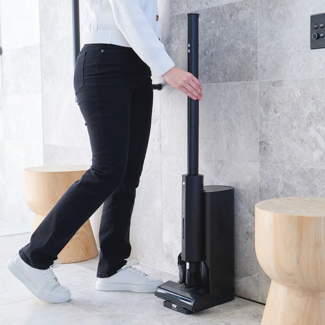 Wertheim Slim Cordless Lightweight Stick vacuum cleaner With Auto Empty Station