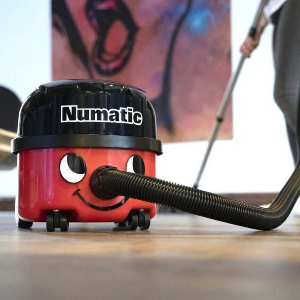 Cordless Numatic Henry NBV190NX vacuum cleaner + NX300 Li-Ion Battery