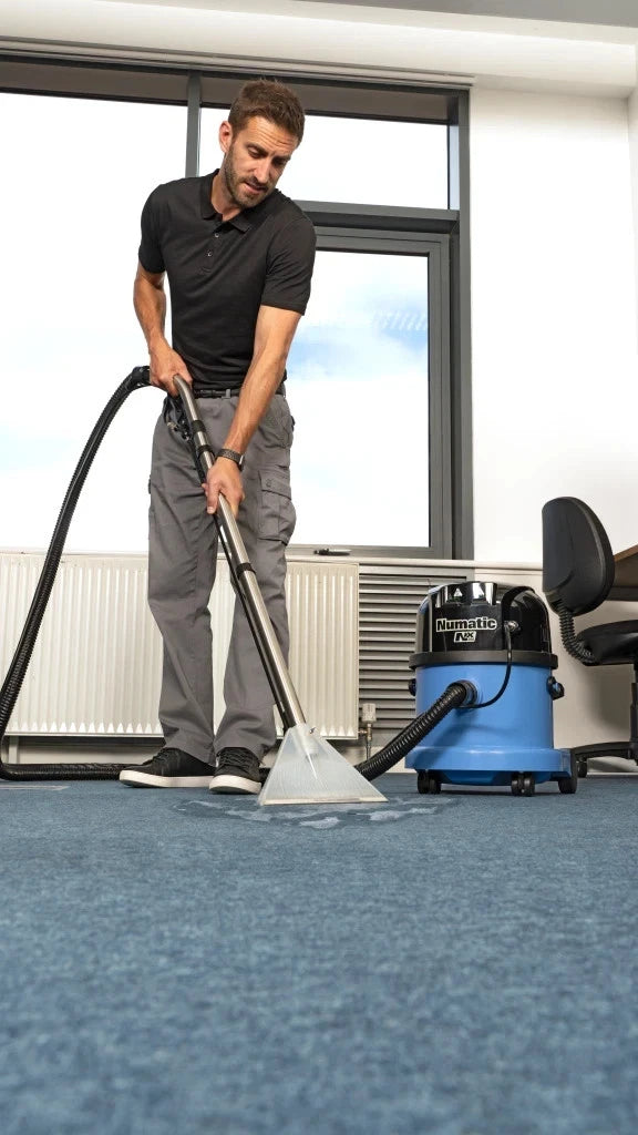 Cordless Numatic 9L Extraction Vacuum CTB370NX all-in-one vacuum and Shampoo